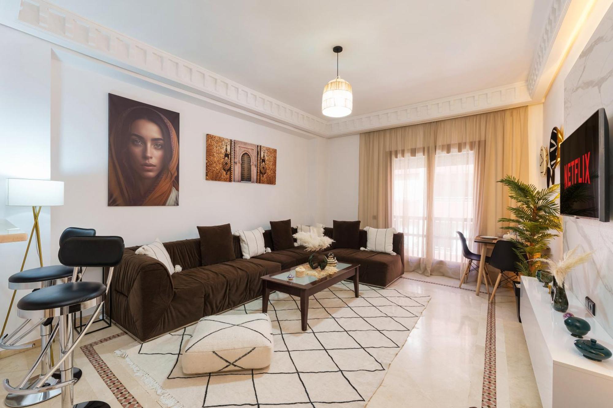 Appartement Chic Gueliz Plaza Avec Vue Marrakesh Ngoại thất bức ảnh