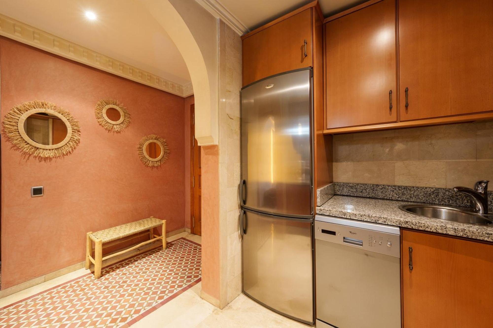 Appartement Chic Gueliz Plaza Avec Vue Marrakesh Ngoại thất bức ảnh