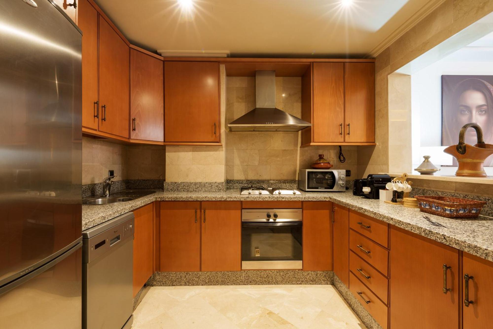 Appartement Chic Gueliz Plaza Avec Vue Marrakesh Ngoại thất bức ảnh