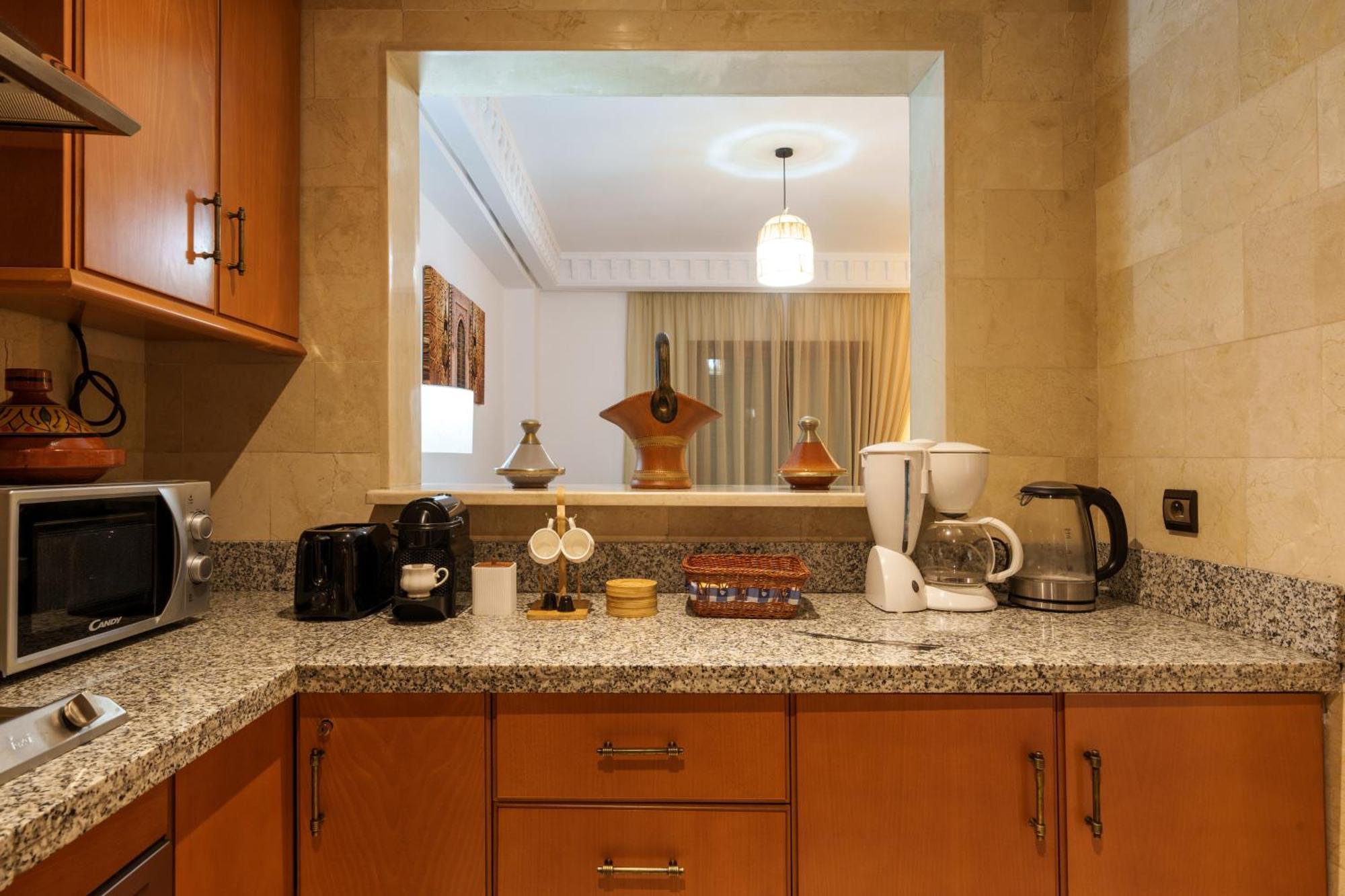 Appartement Chic Gueliz Plaza Avec Vue Marrakesh Ngoại thất bức ảnh